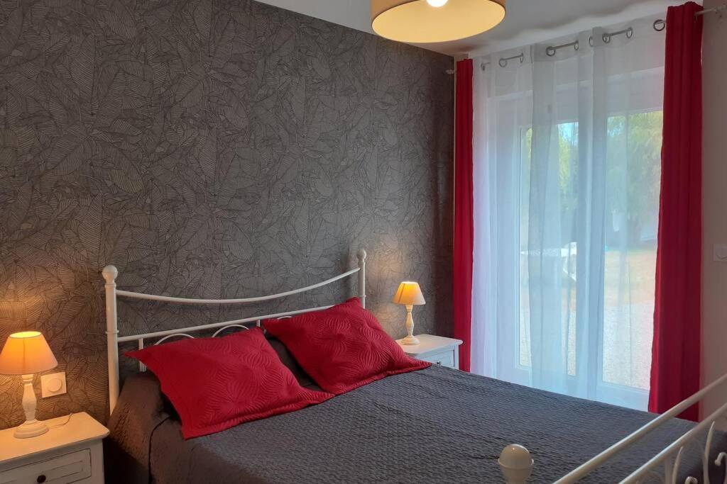 Appartement 4 Pers Dans Longere A 800M De La Plage Plouhinec  Экстерьер фото